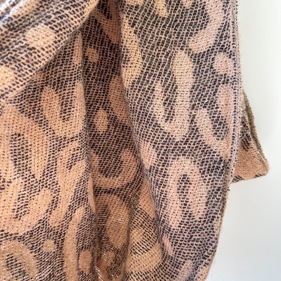 Leopard Animal Print Snood Scarf OS - Picture 3 of 5